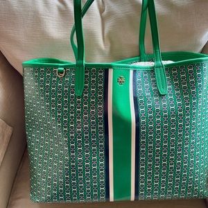 Tory Burch Gemini tote, Kelly green.